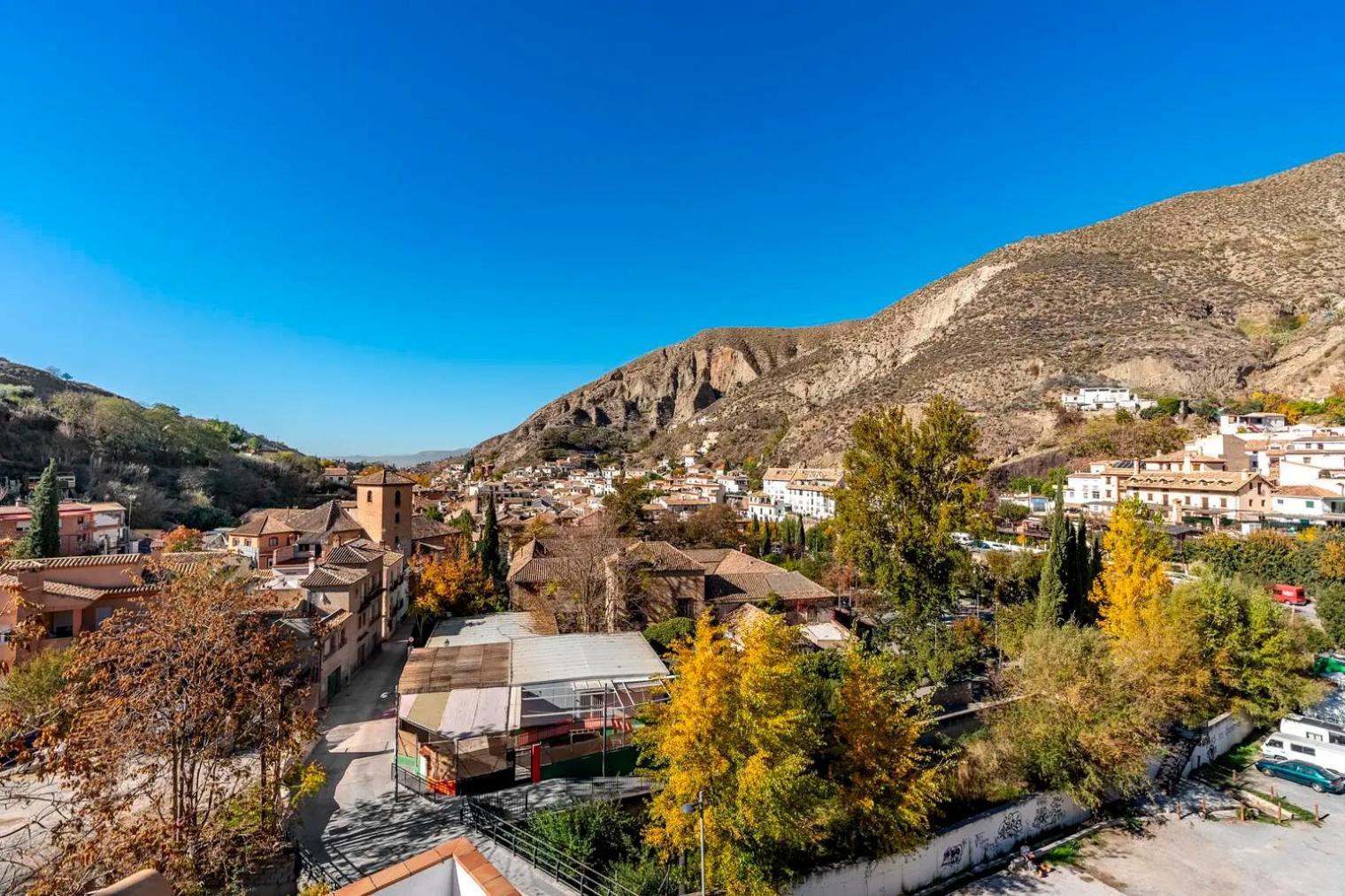 Increible Atico Centro Monachil Apartment Exterior foto